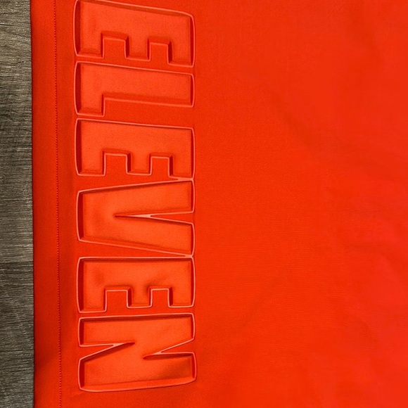 Eleven Paris Red Crop‎ Top - Picture 5 of 6